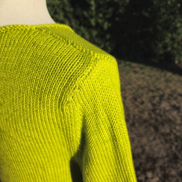 Cashmere Blend Tunic in Pickle Ball Green - Picture 6 of 7